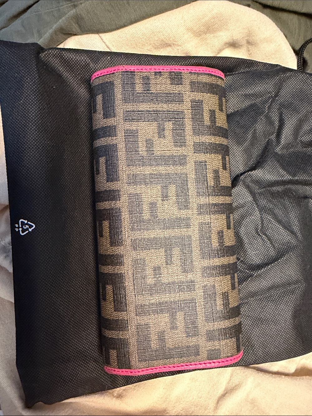 Fendi monogram wallet - Picture 2 of 11